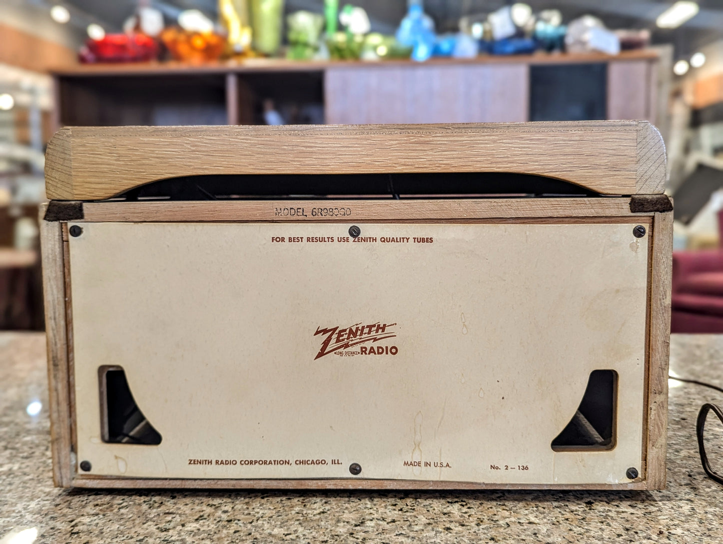 1940s Zenith Model 6R886
