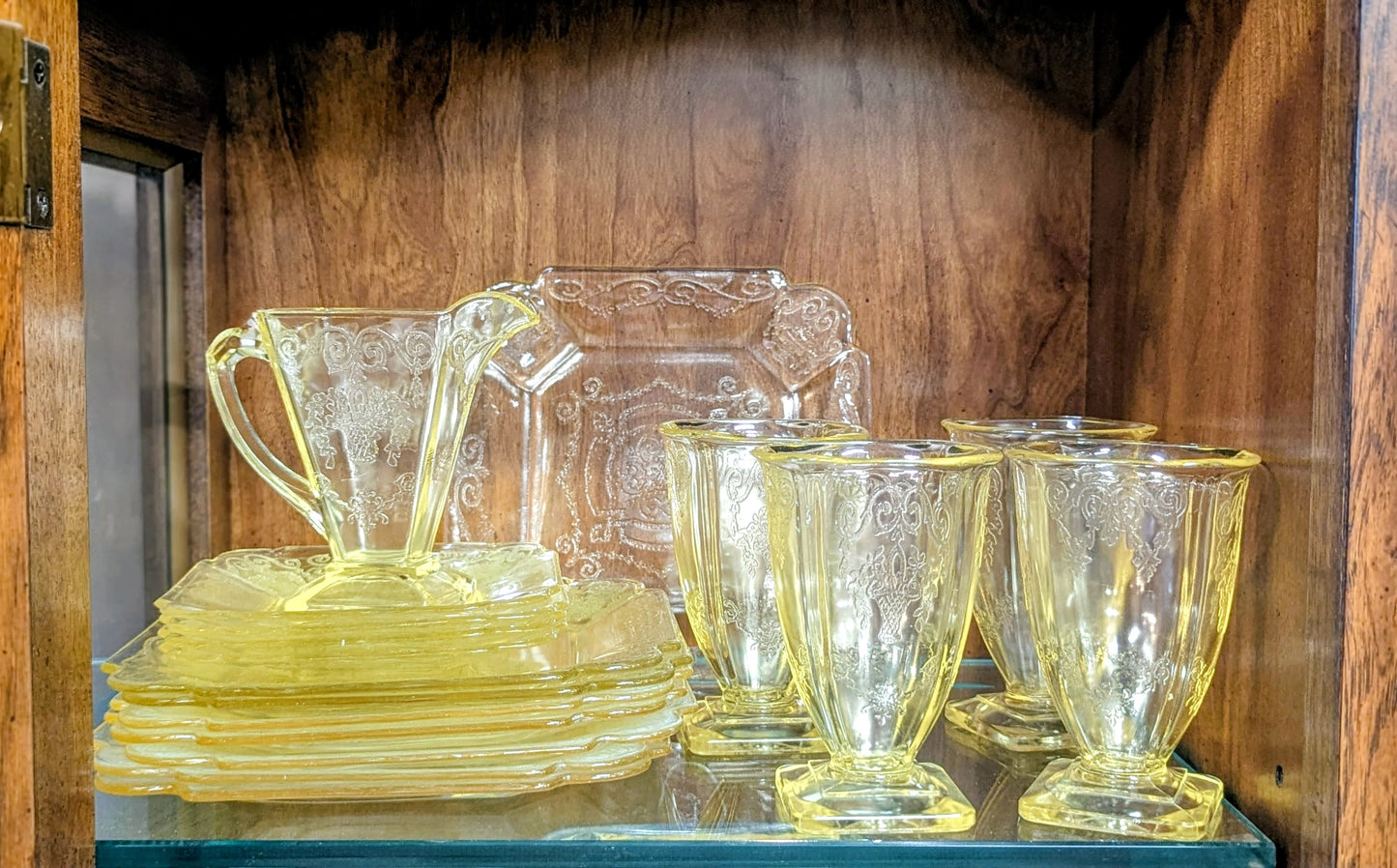 Vaseline Glass Dishes