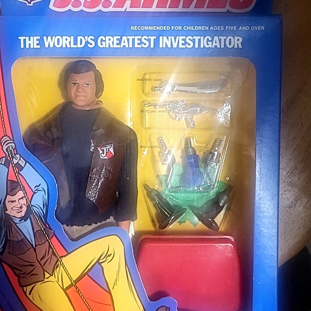 J.J.Armes and his Interchangeable BIO-KINETIC HANDS