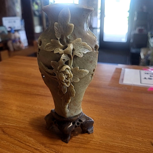 Vase - Vintage Chinese Sopestone