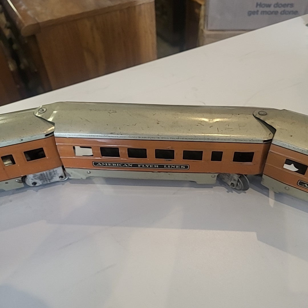 Vintage American Flyer Streamline Toy Train