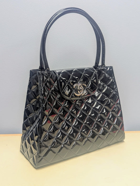 Authentic 90s Chanel Purse